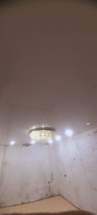 Натяжной потолок б/у