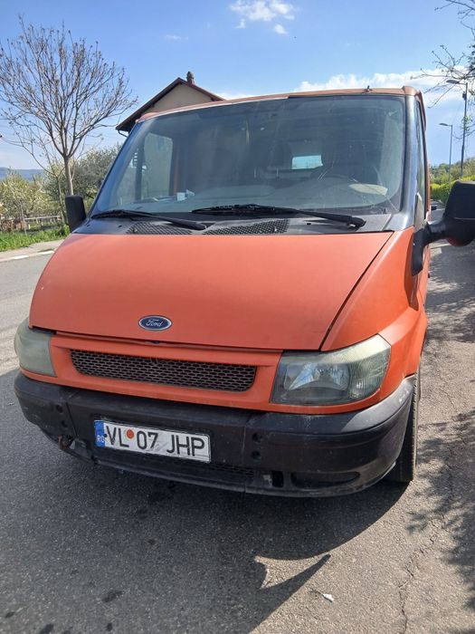 Vând Ford Transit
