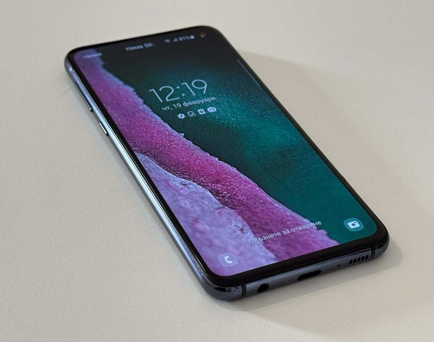Бартер! КАТО НОВ! Samsung Galaxy S10e Prism Black (Черен)