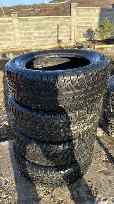 Продам зимние шины 225/60/R17