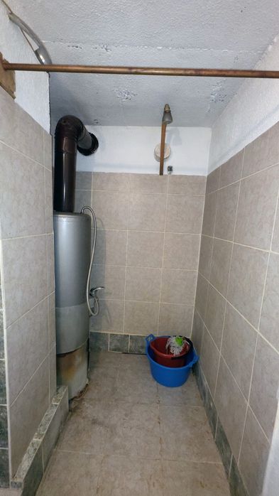 Продава се къща в центъра на село Чуковец, община Радомир