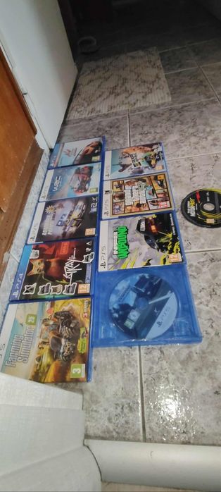 Продавам  7 игри за Плейстейшън 5 и 2 игри за Плейстейшън 4