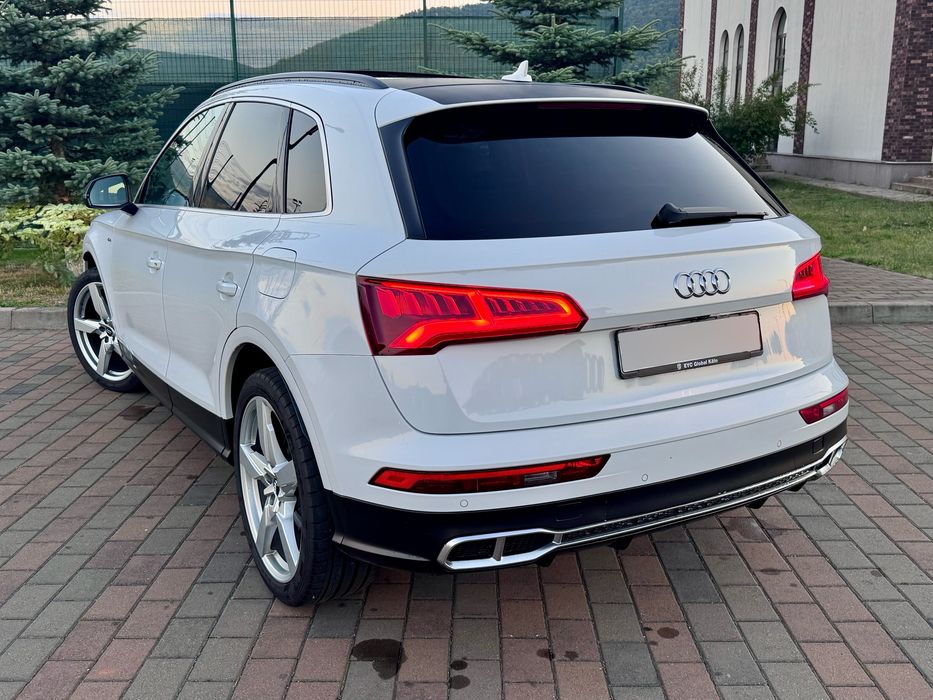 AUDI Q5 2021 — imagine 3