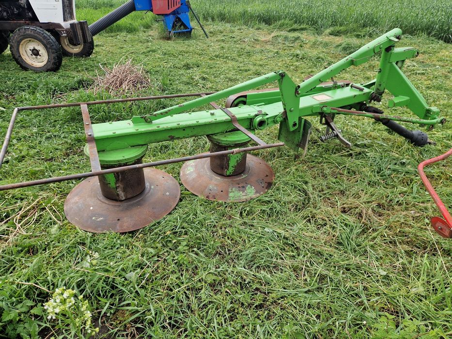 Vând coasă rotativa 165
