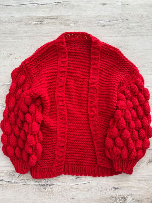 Жилетка с уголемени ръкави