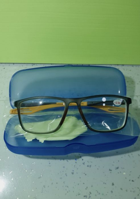 Очки для зренияя