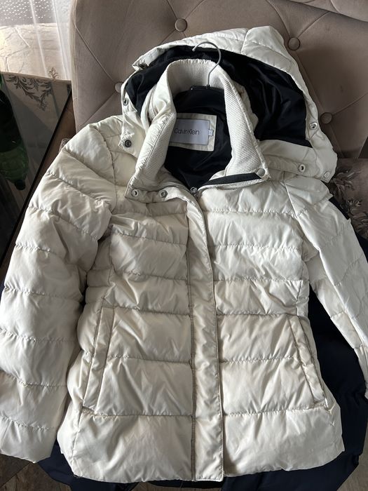 Geaca Calvin Klein autentica iarna din puf de gasca