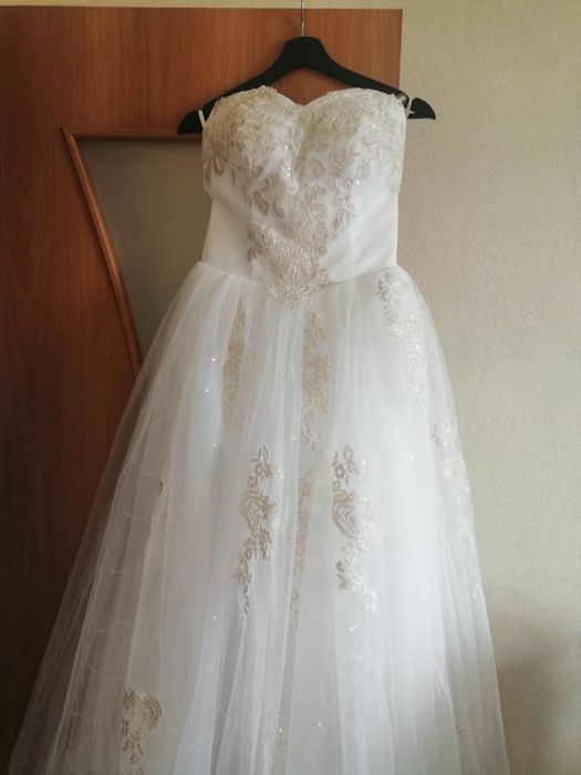 Платье свадебное