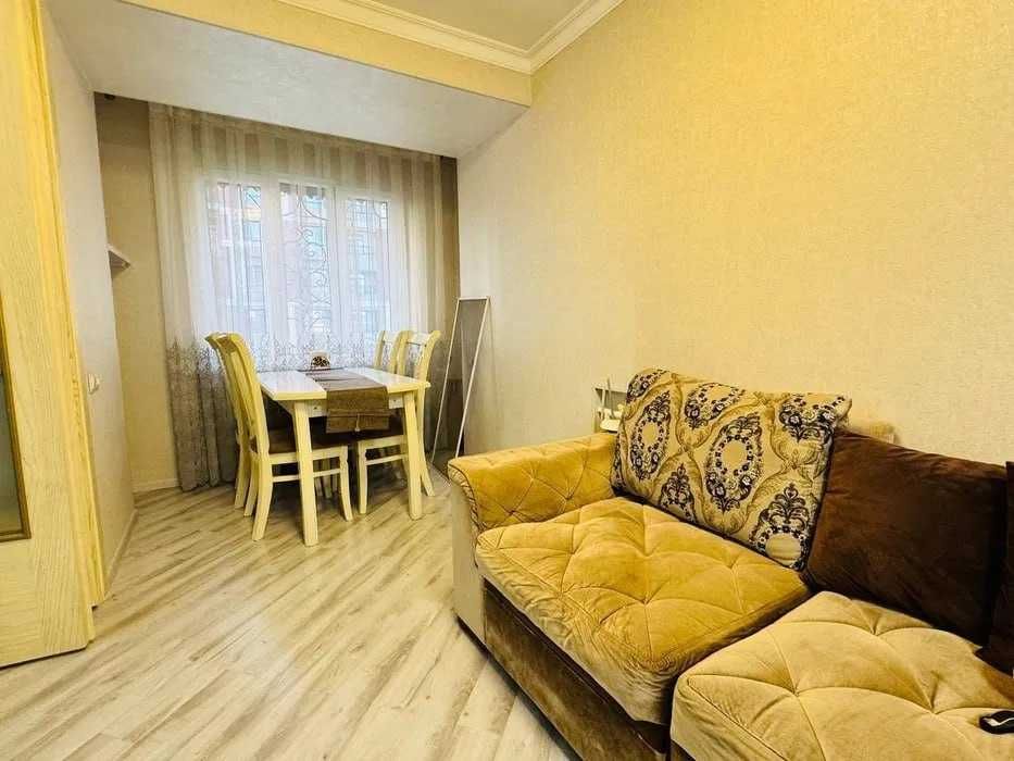 Сдаётся 2-х комнатная квартира в Центре!
Метро Айбек/ Шохмед Центр