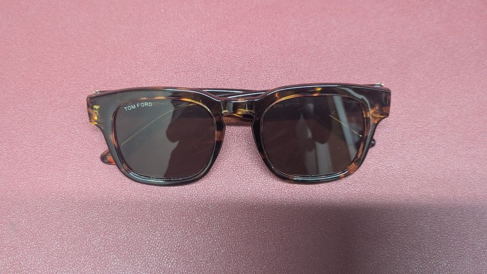 Продам очки Tom Ford