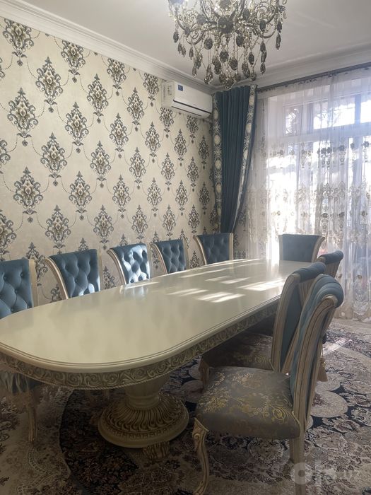 Мебель стол стулья