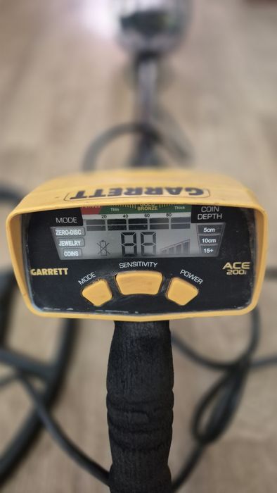 Металлоискатель Garrett ACE 200i + катушка NEL Thunder