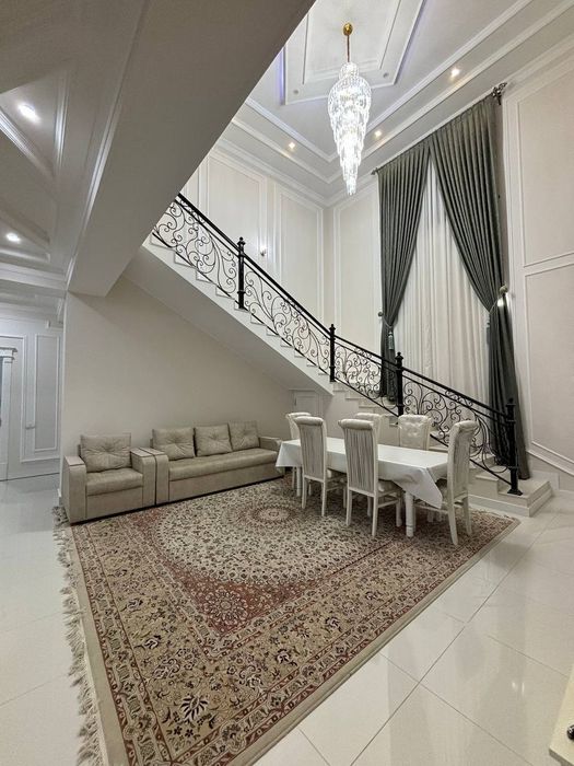 Срочно продается дом парк Янги Узбекистон 6 соток