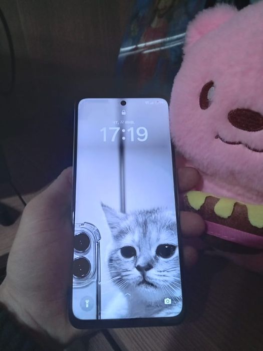 Продам телефон Realmi C55 + Цасы в падарок