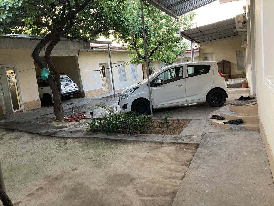 Uy Sotiladi 3.7 Sotuv