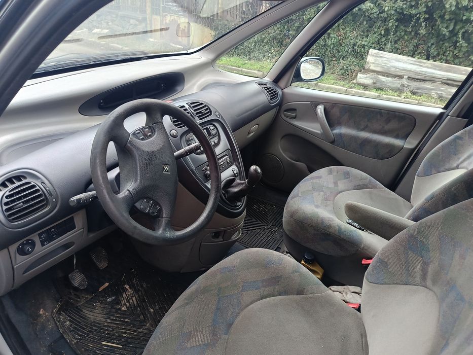 Ситроен Пикасо 2.0. дизел