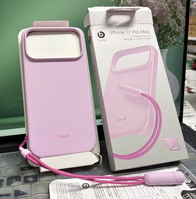 Чехол на Iphone 17 pro Max