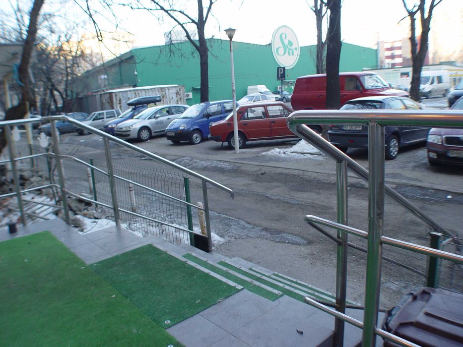 Inchiriez Spatiu comercial 35 mp Militari Lujerului Sect. 6 Bucuresti