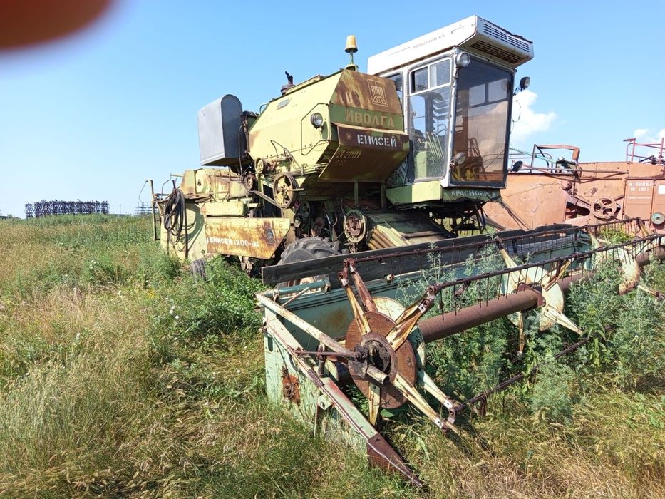 Продам комбайн Енисей.