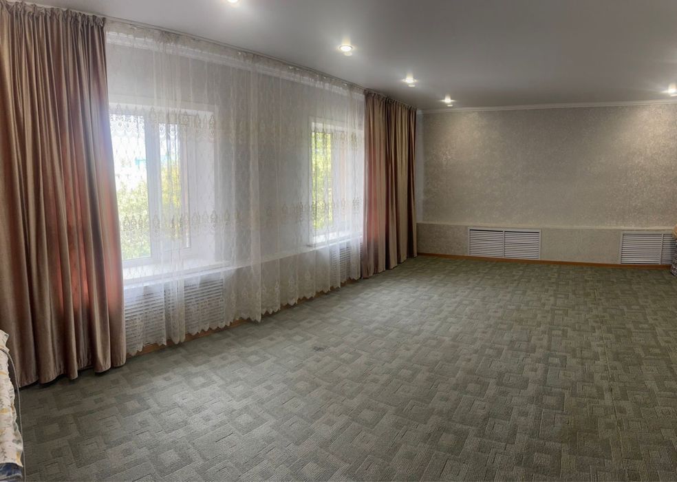 Продам дом в г. Аркалык (центр города).