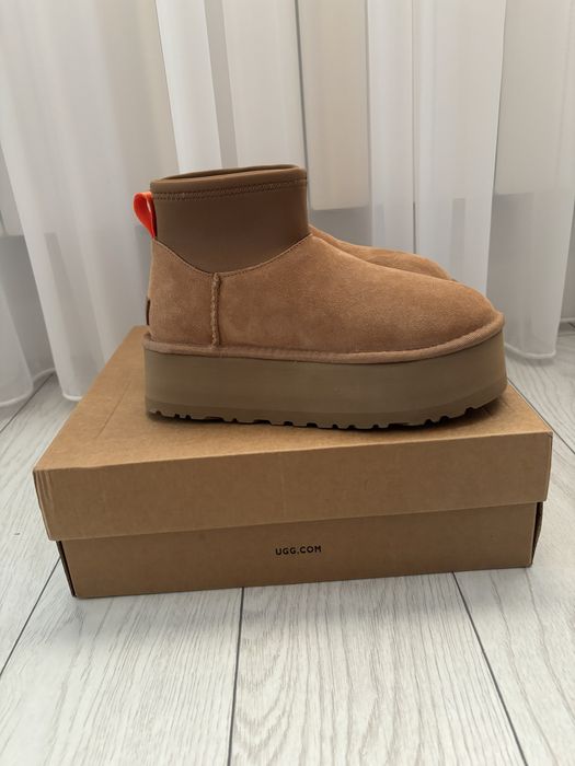UGG Classic Dipper