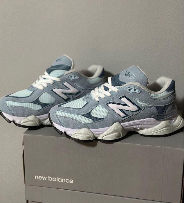 Adodasi new balance blue