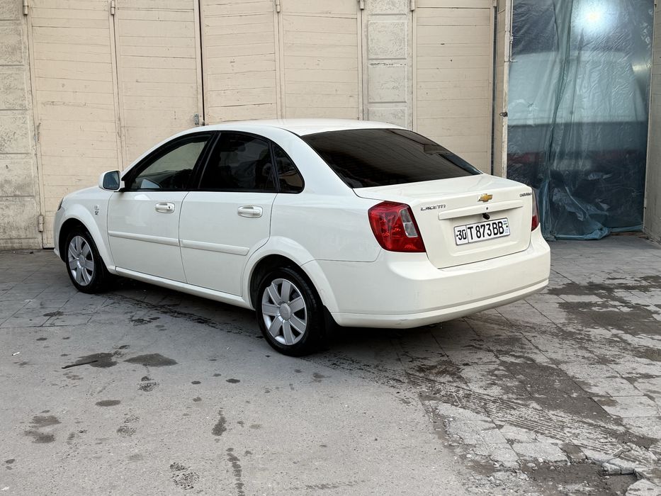 Продается автомобиль 2015 г. пробег 195000