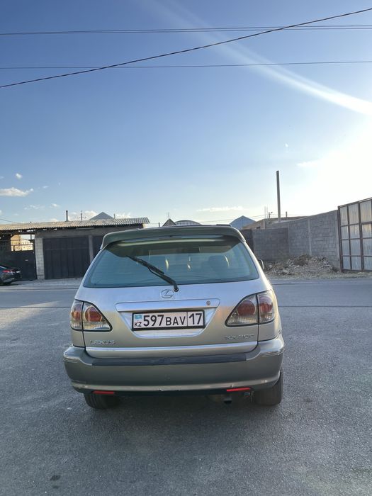 Продаётся Lexus Rx300