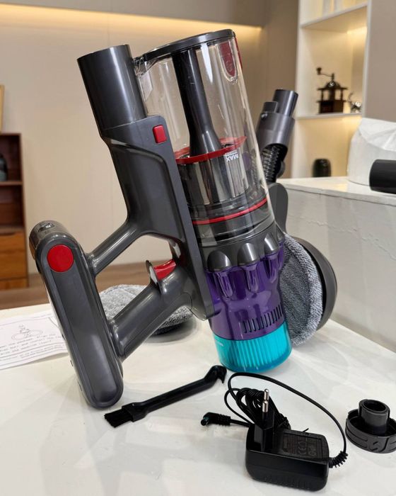 Пылесос Дайсон для уборки