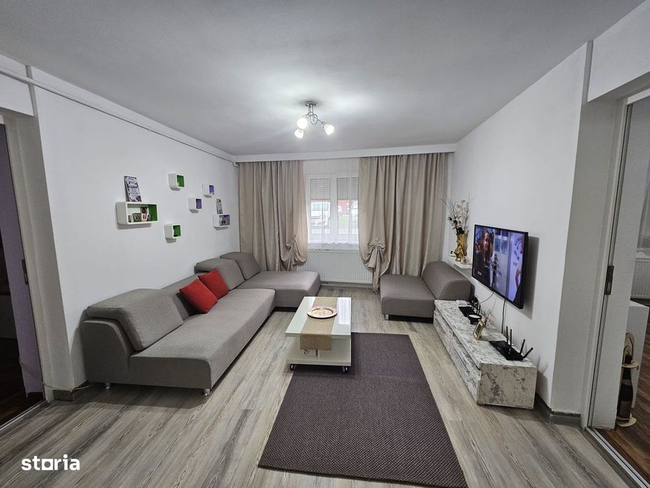 Apart.4 cam.,centr. proprie ,zona B.Rosu - str. M. Scaevola OFERTA