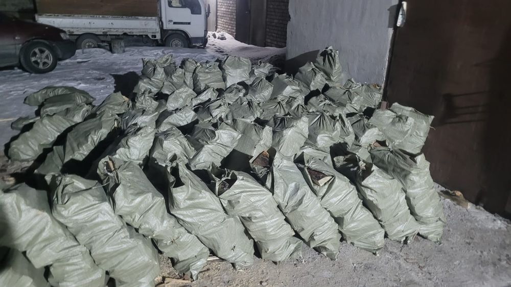 Дрова в мешках 700 тенге