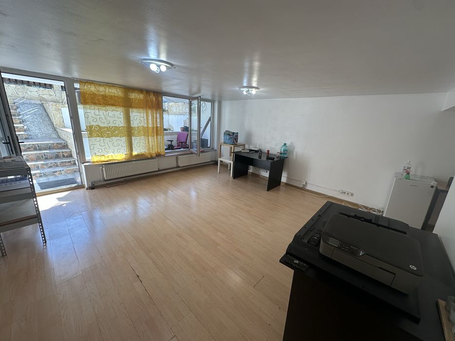 Spatiu de inchiriat 50 mp zorilor