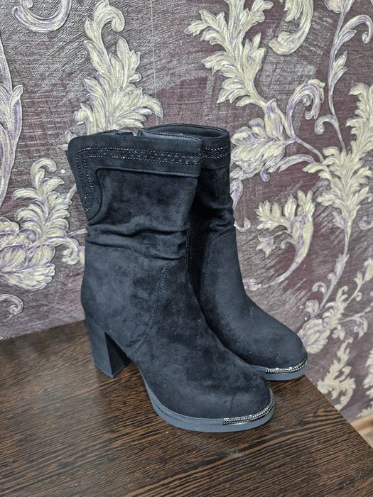 Продам ботильоны