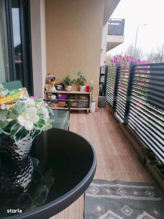 Apartament 3 camere, 64 mp, terasa+curte privata, zona Tractorul