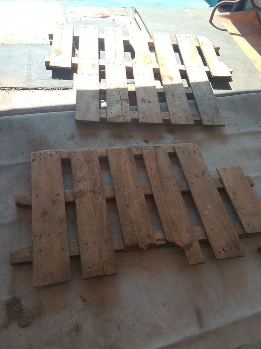 Дрова и мебель для дачи и гараж