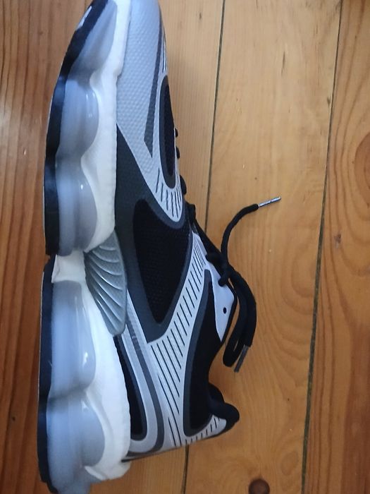 Маратонки NEW BALANCE 2000