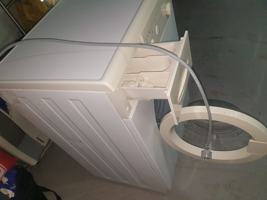 Masina spalat whirlpool