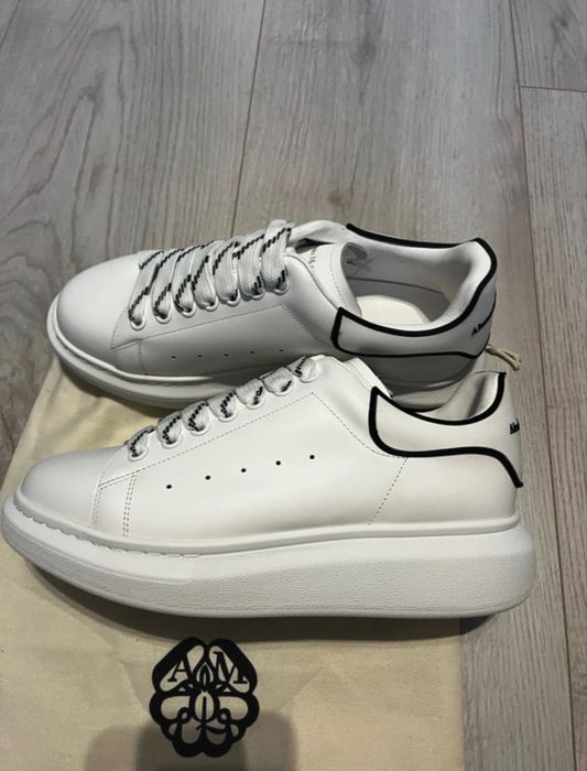 Adidasi Alexander McQueen model nou DOAR 299 LEI