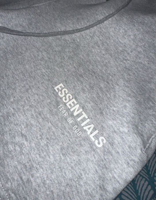 Pantaloni essentials