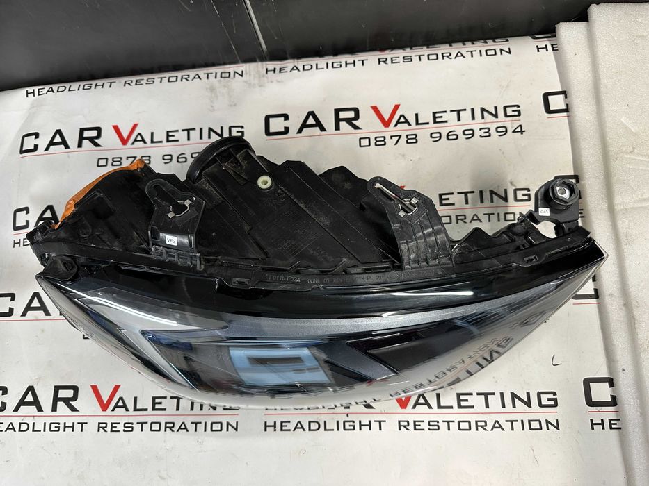 Фар фарове десен Audi A1 GB лед far farove Audi А1 ГБ LED