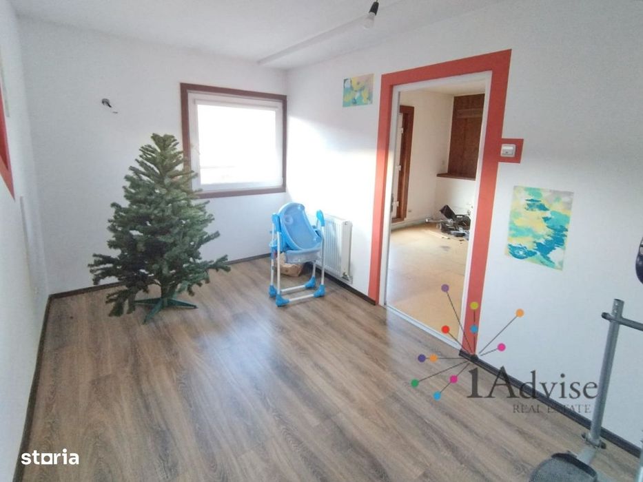 Apartament spațios, pe două niveluri, cu garaj – Brasov Vechi
