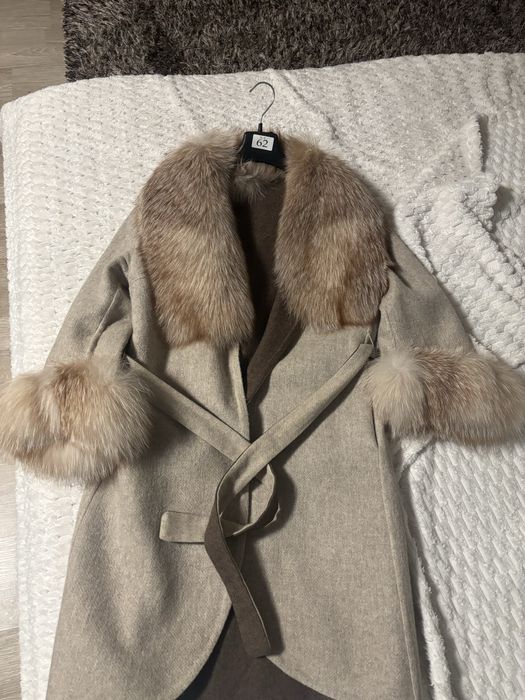 Palton Alpaca cu blana de vulpe