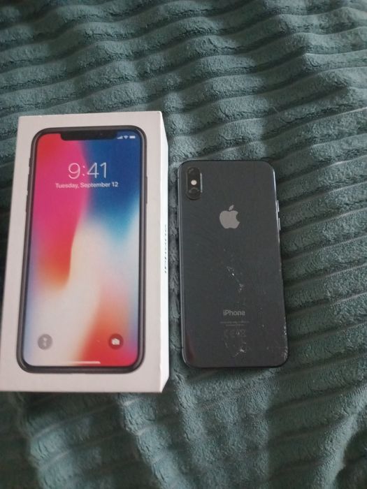 iPhone работает дам за 15000