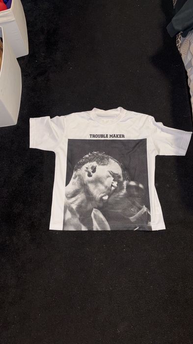 Рядка тениска на Луда. Прочети описанието!