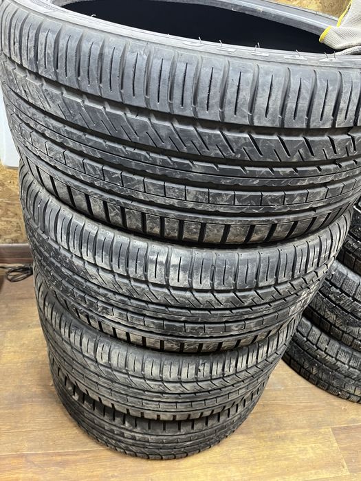 Продам комплект резин на 19