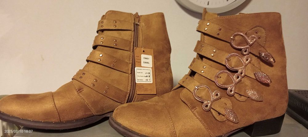 Cizmulite piele intoarsa Nr38