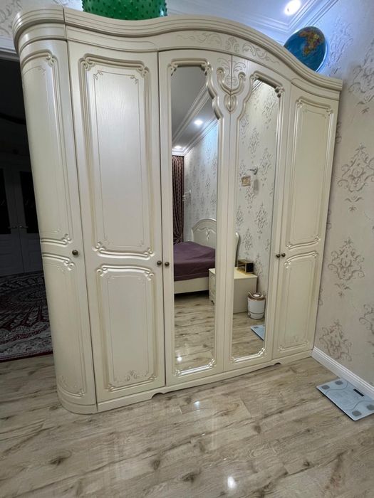 Спальньный гарнитур