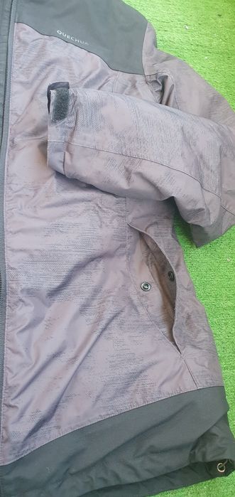 Geacă iarnă munte / drumeție QUECHUA