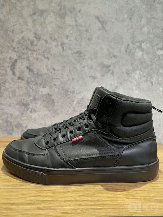 Оригинальные ботинки Levi's