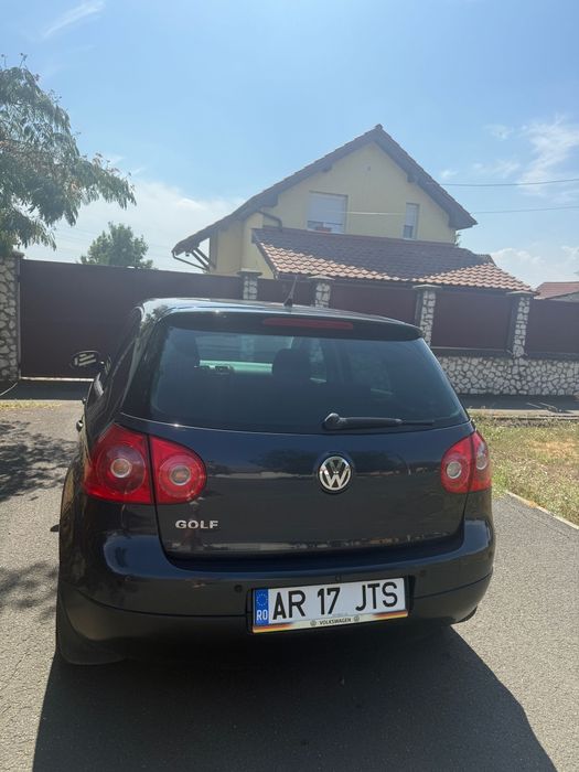*VW Golf 5 1.4 MPI 80CP - CLIMATRONIC 2007 - Stare foarte buna - Arad*